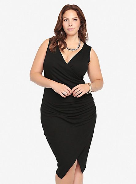 flattering plus size outfits