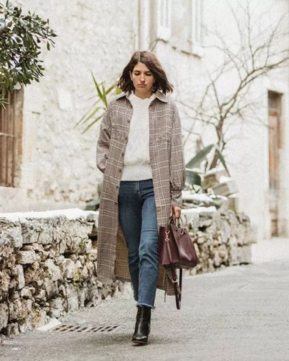 french trench coat parisian style