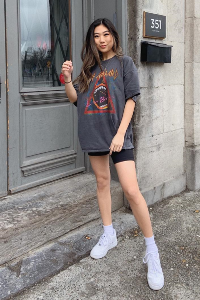 graphic tees outfit street style