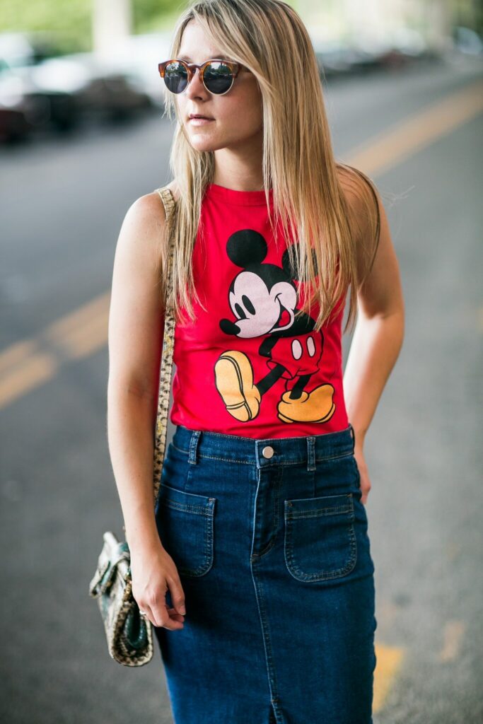 graphic tees outfit street style