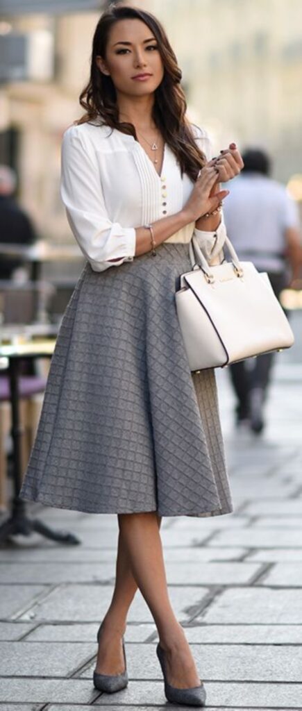 grey skirt outfit
