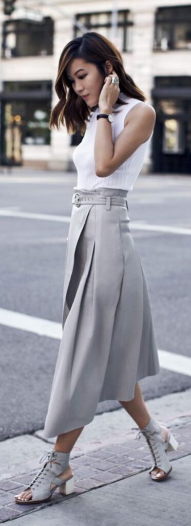 grey skirt outfit