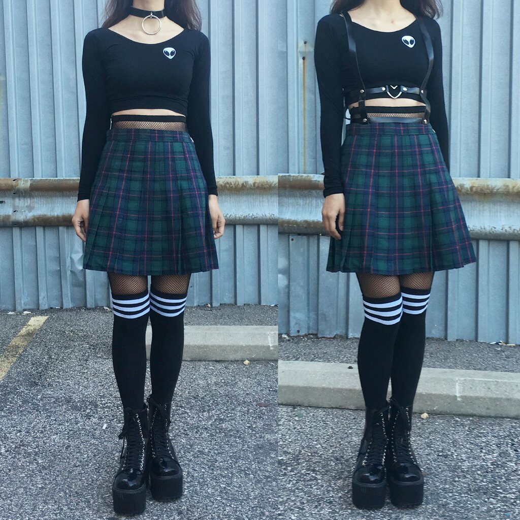 grunge skirt outfit