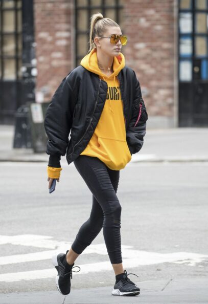 hailey baldwin street style