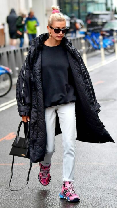 hailey bieber chill outfits