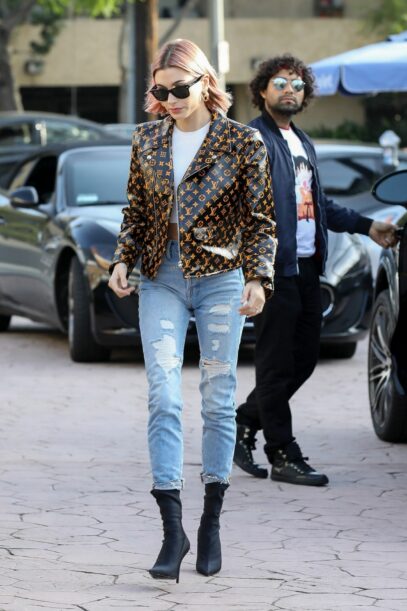 haley bieber street style