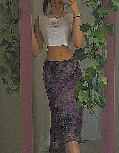 indie midi skirt outfit