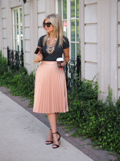 indie midi skirt outfit