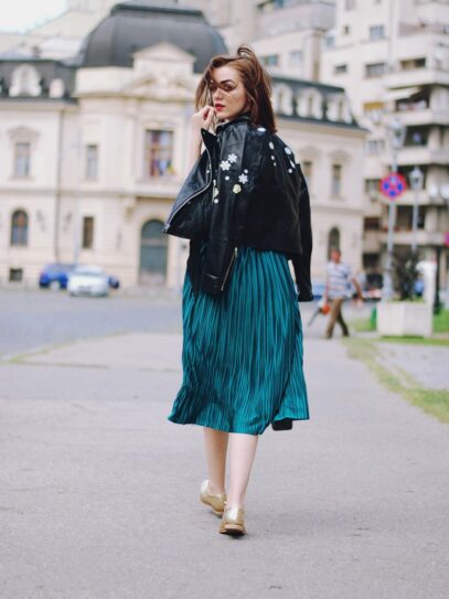 indie midi skirt outfit