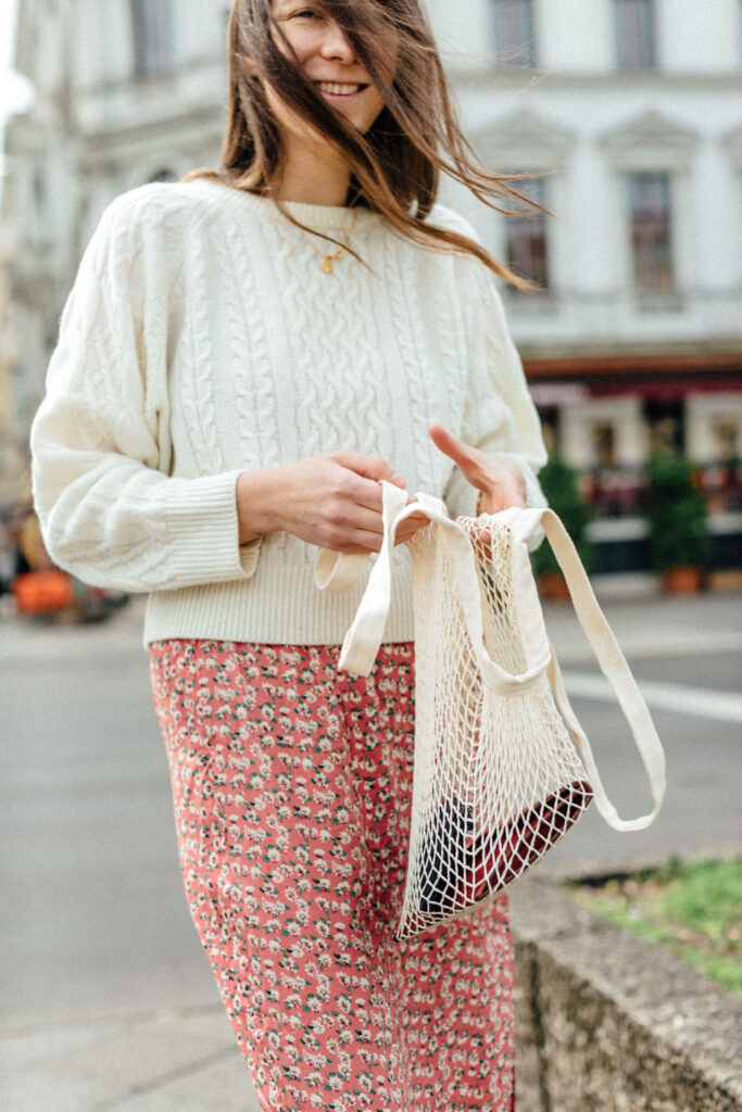 knit skirt outfit