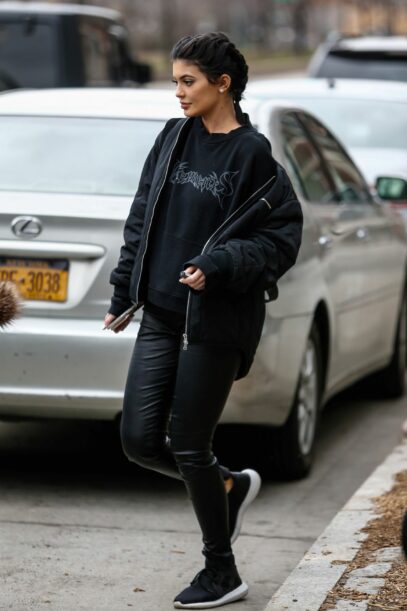 kylie jenner street style