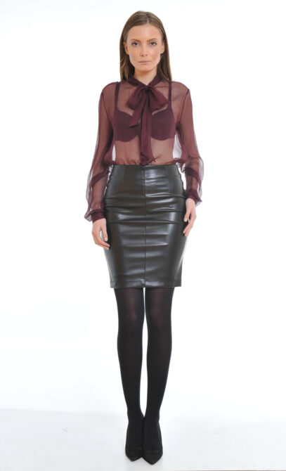 leather skirt outfit