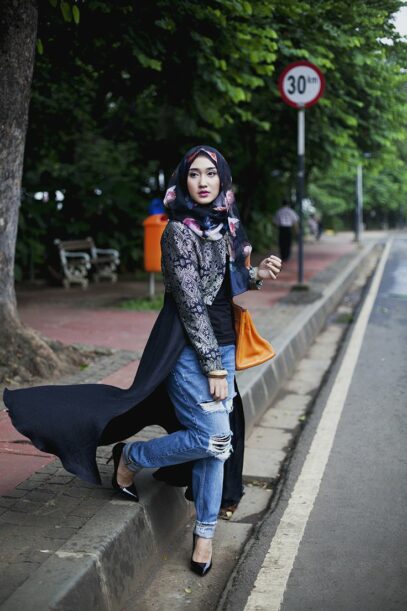 modest street fashion