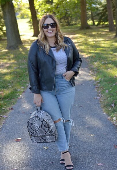 mom jeans curvy girl outfit