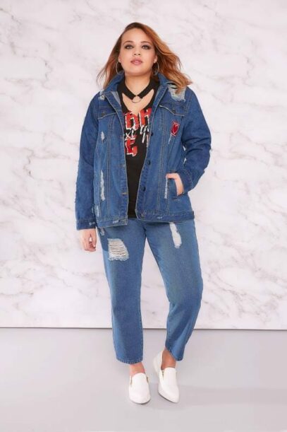 mom jeans plus size outfit