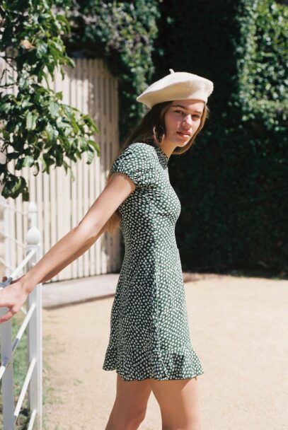 paris outfit ideas summer parisian style