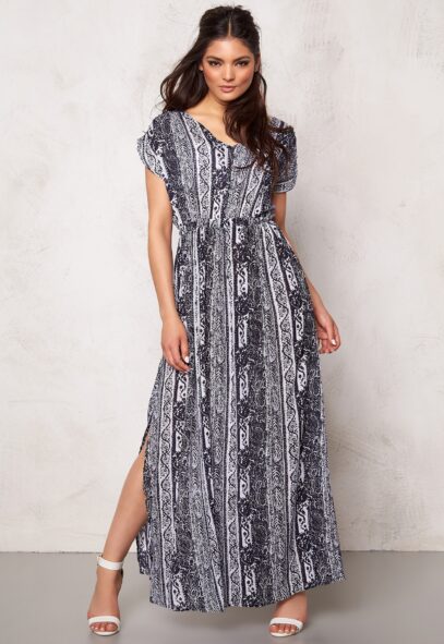 parisian style night out