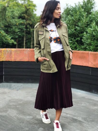 pleated midi skirt outfit