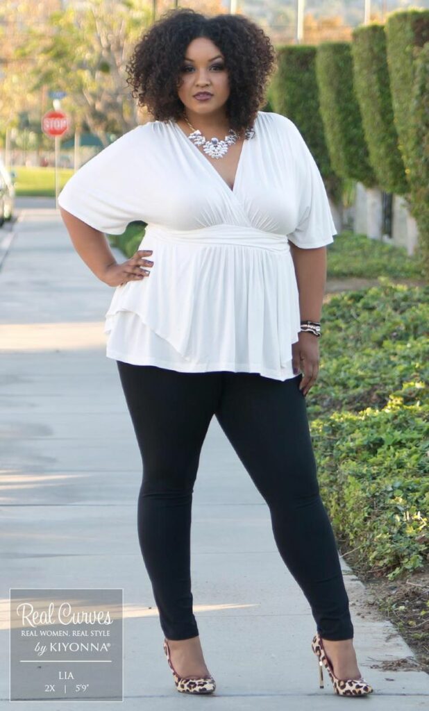 plus size outfits with leggings