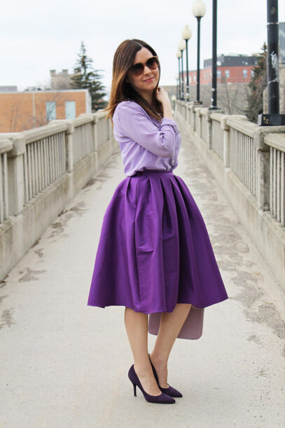 purple skirt outfit