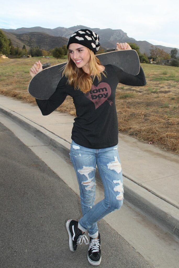 skater girl outfits