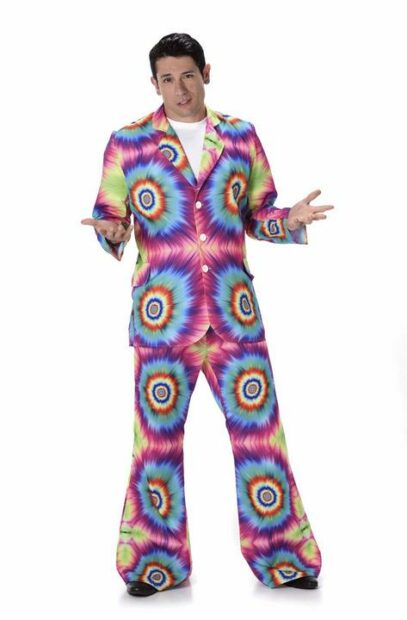 tie dye hippie outfit