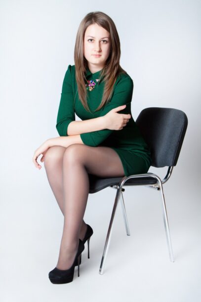 tights and skirt outfit