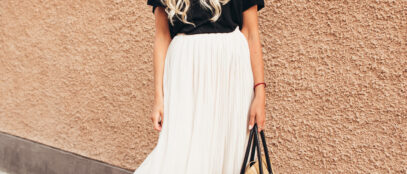 white pleated skirt outfit